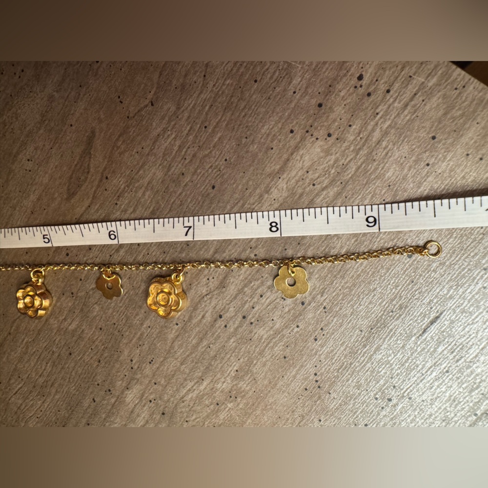 Gold Tone Flower Charm Bracelet - Picture 4 of 4